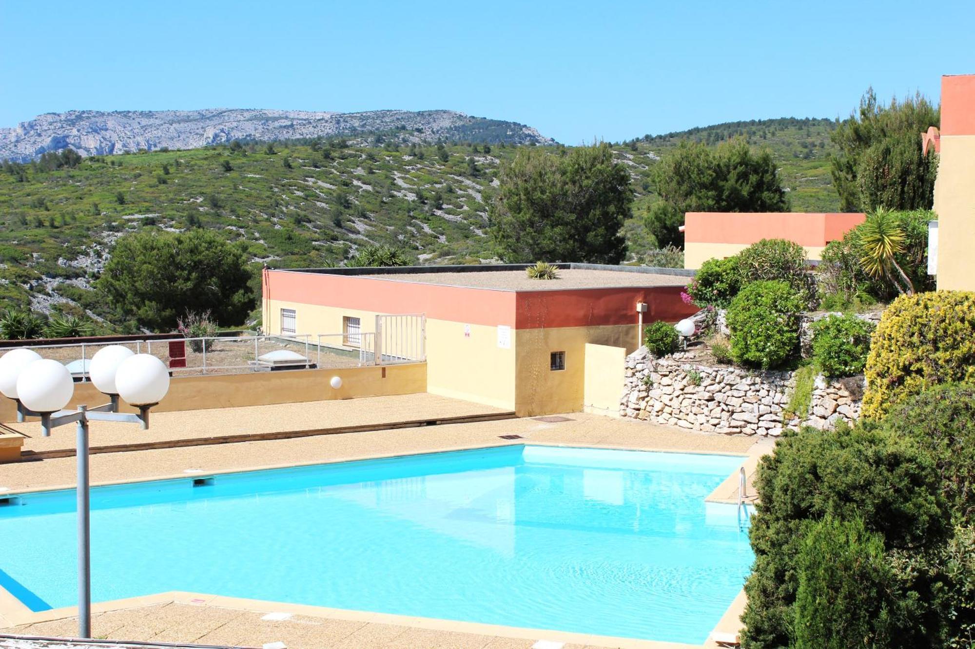 Les Terrasses De Cassis Apartment Exterior photo