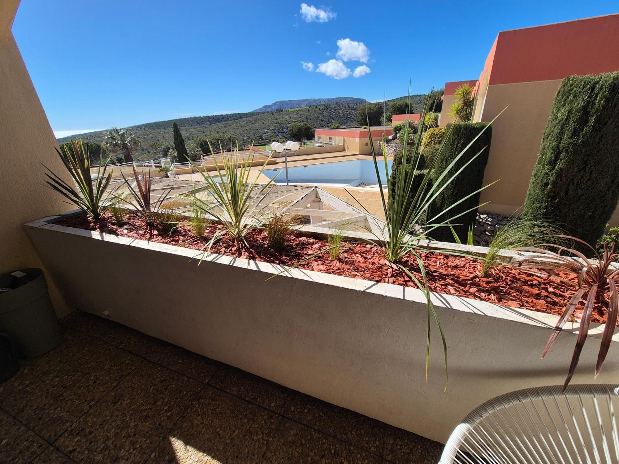 Les Terrasses De Cassis Apartment Exterior photo
